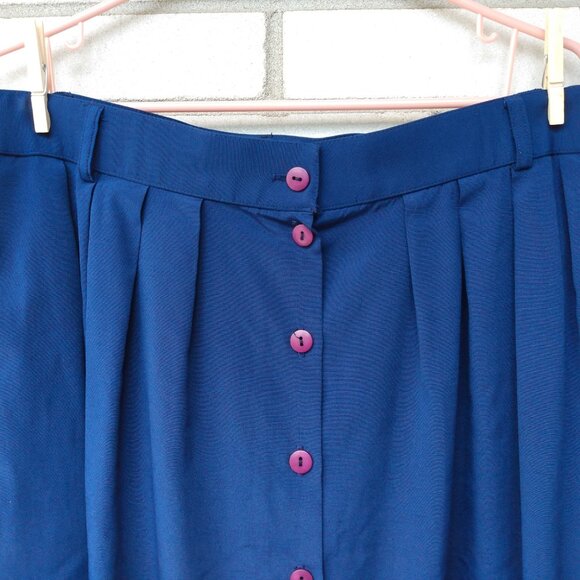 Vintage Plus Size Blue Skirt 36" to 38" Waist Pockets Button Front - Picture 3 of 10